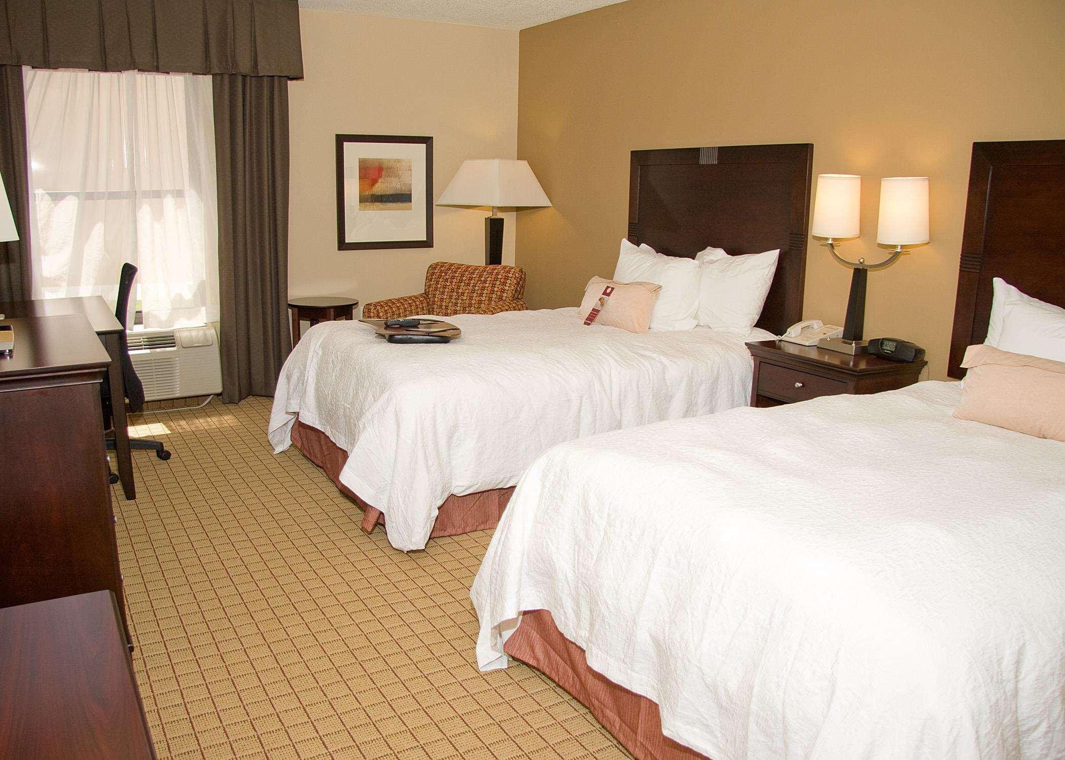 Hampton Inn Corydon Exterior foto
