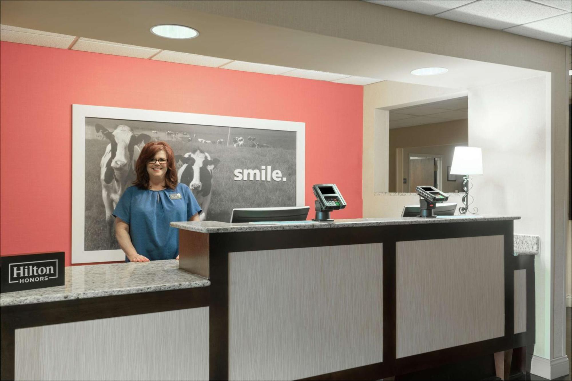 Hampton Inn Corydon Exterior foto
