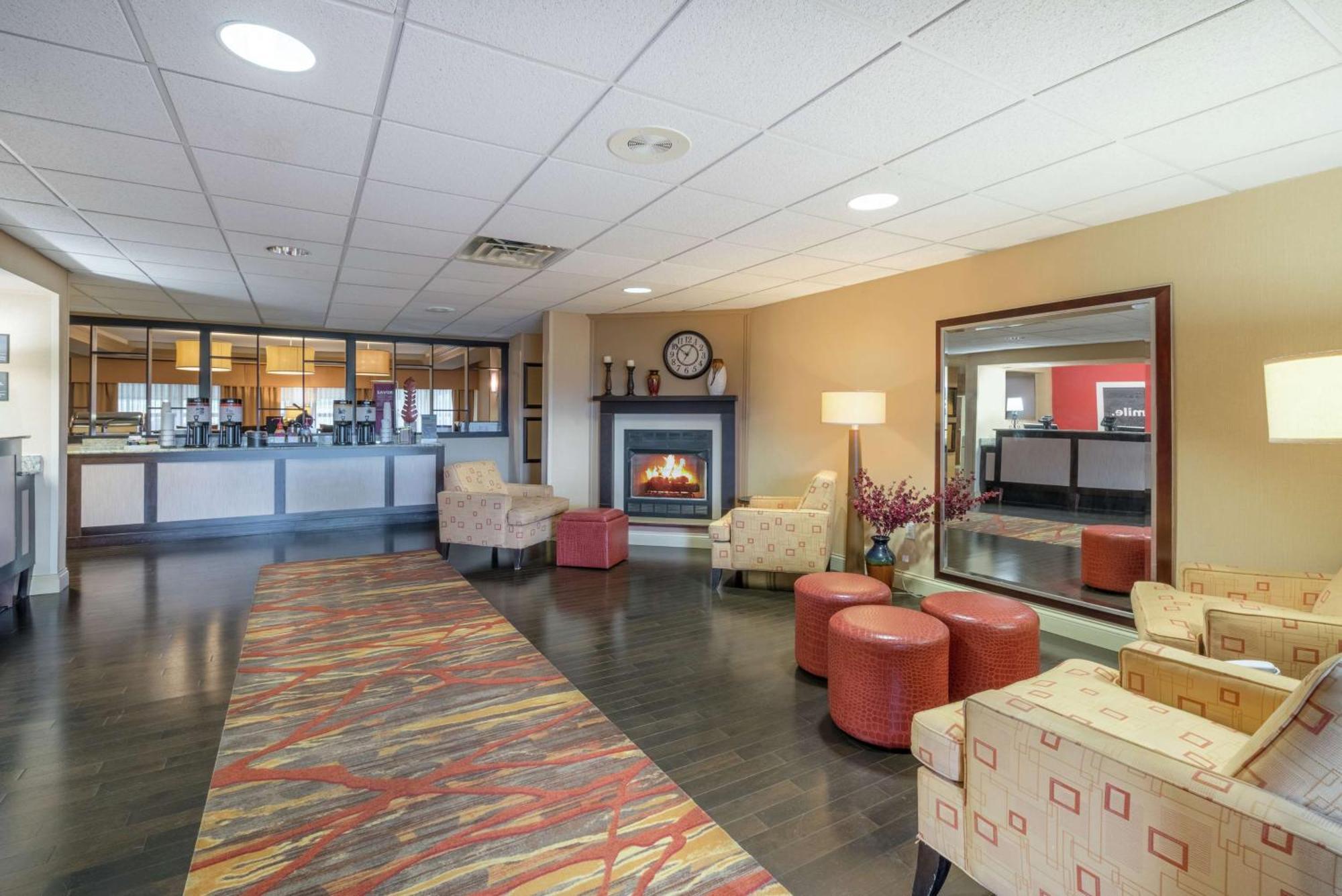 Hampton Inn Corydon Exterior foto